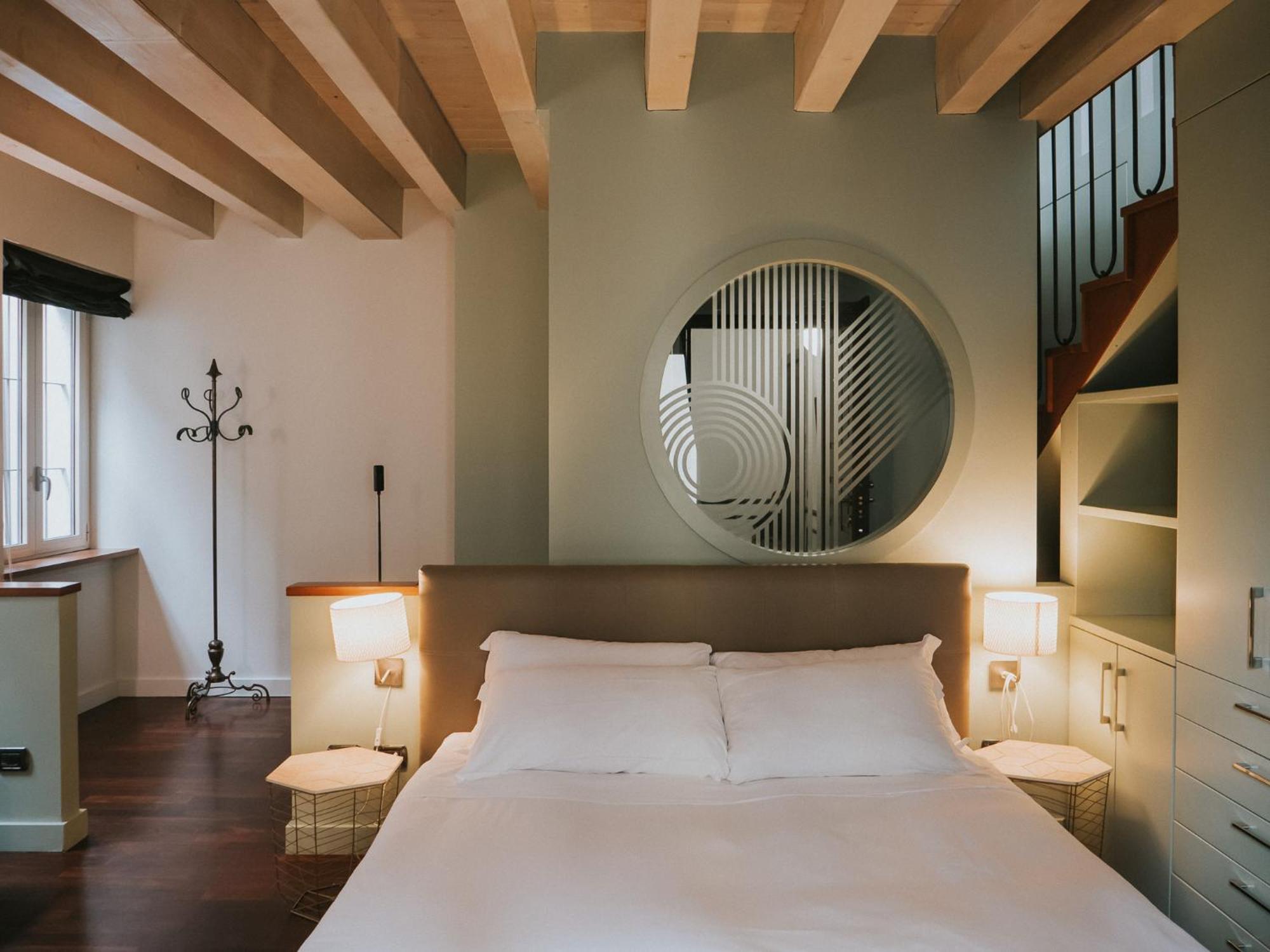 Prestige Boutique Homes - San Babila ミラノ エクステリア 写真