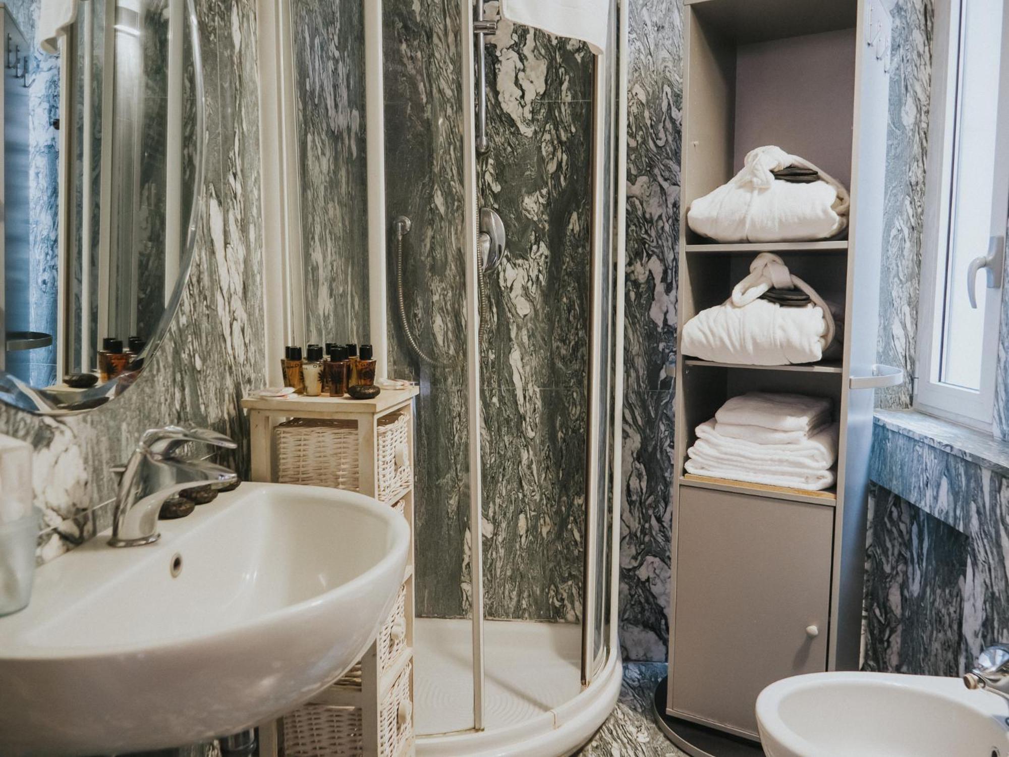 Prestige Boutique Homes - San Babila ミラノ エクステリア 写真